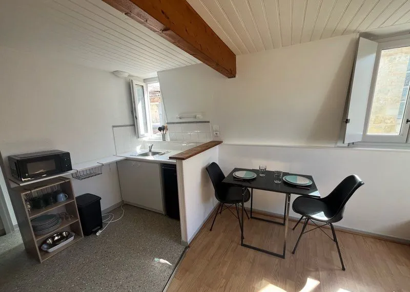 Location Bordeaux Appartement 69d64a22a688