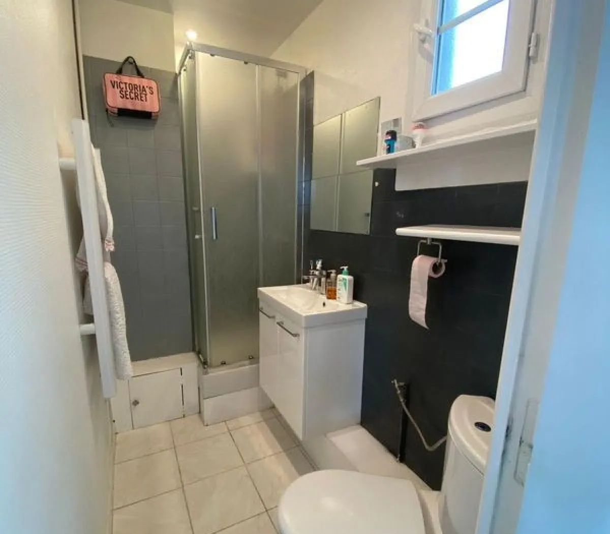 Location Asnières-sur-Seine Appartement 69d8b693de5f