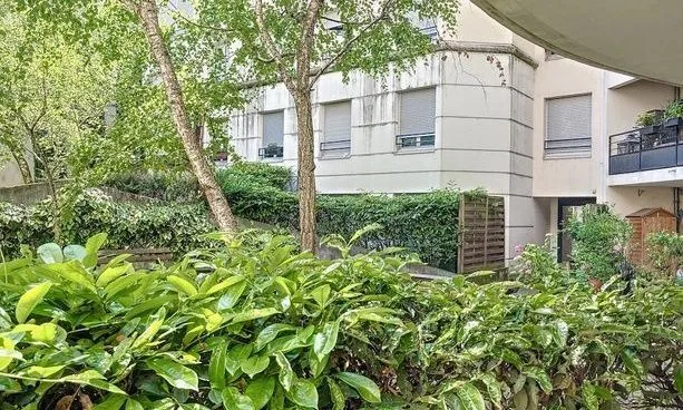 Location Suresnes Appartement 69de5fd45253