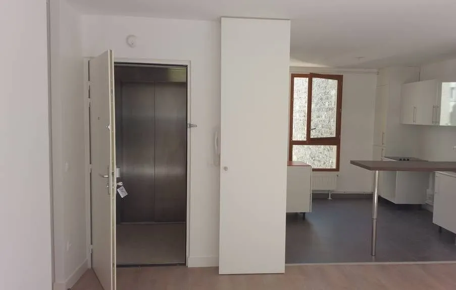 Location Marseille Appartement 69de6170d50d