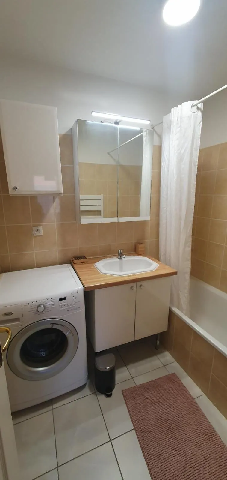 Location Villeurbanne Appartement 69de96309b7b