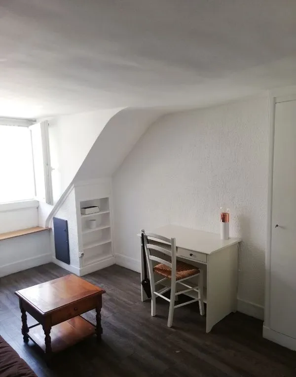 Location Paris Appartement 69df2d14948d