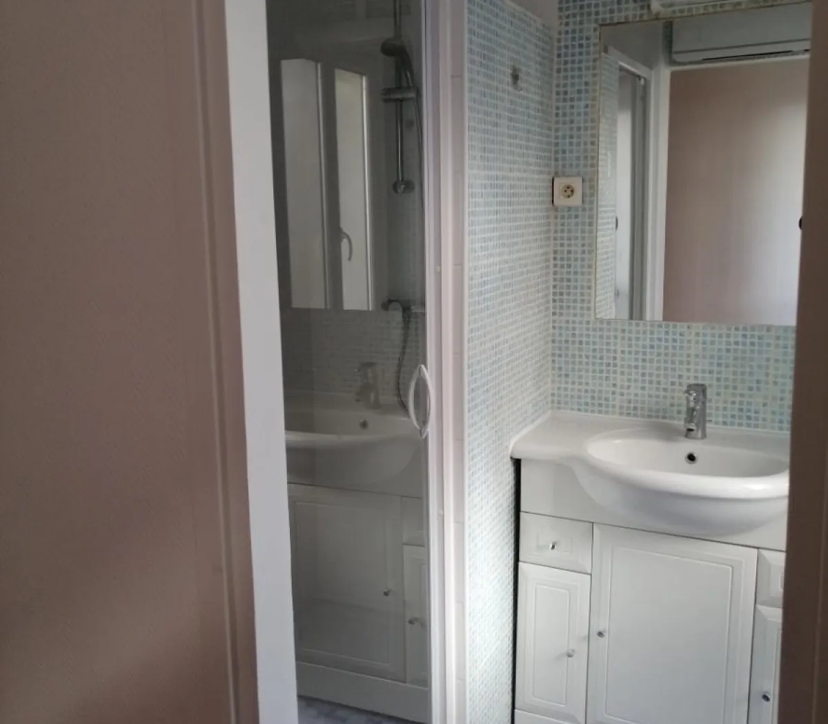 Location Levallois-Perret Appartement 69dff8dfafba