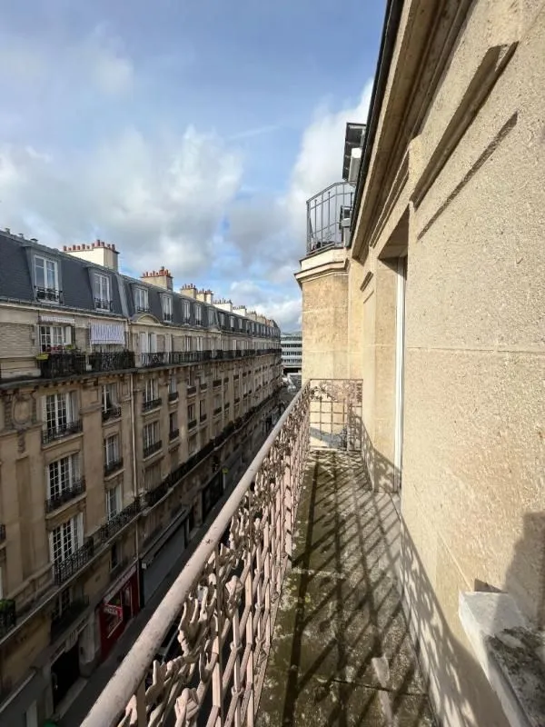 Location Paris Appartement 69e006f0dbb4
