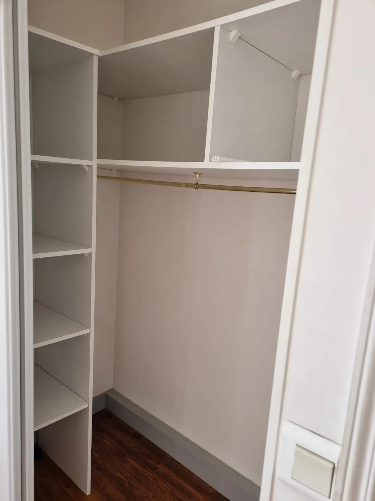 Location Tours Chambre 69e0efdd9aed