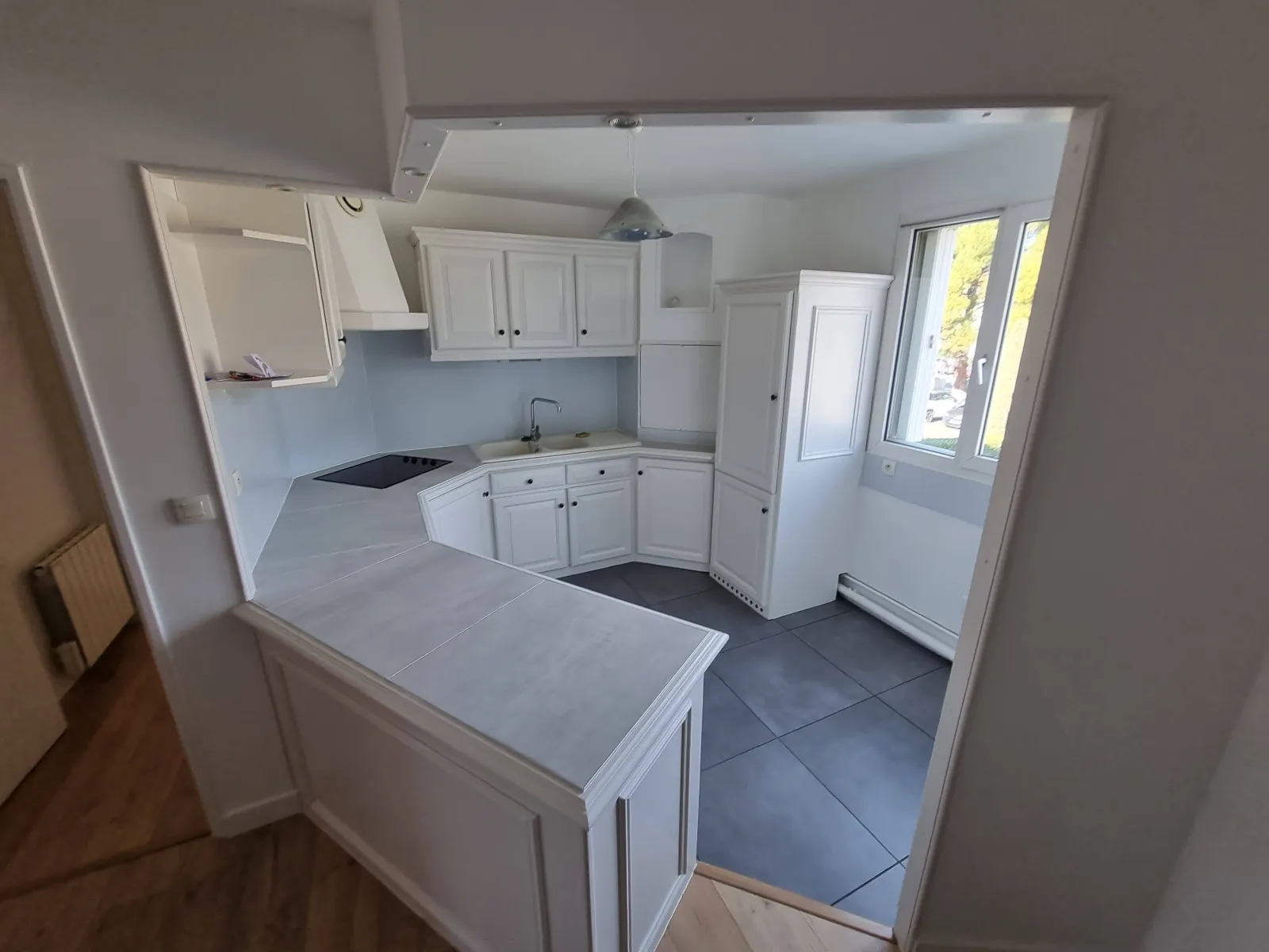 Location Villeneuve-lès-Avignon Appartement 69e0f1101bcc