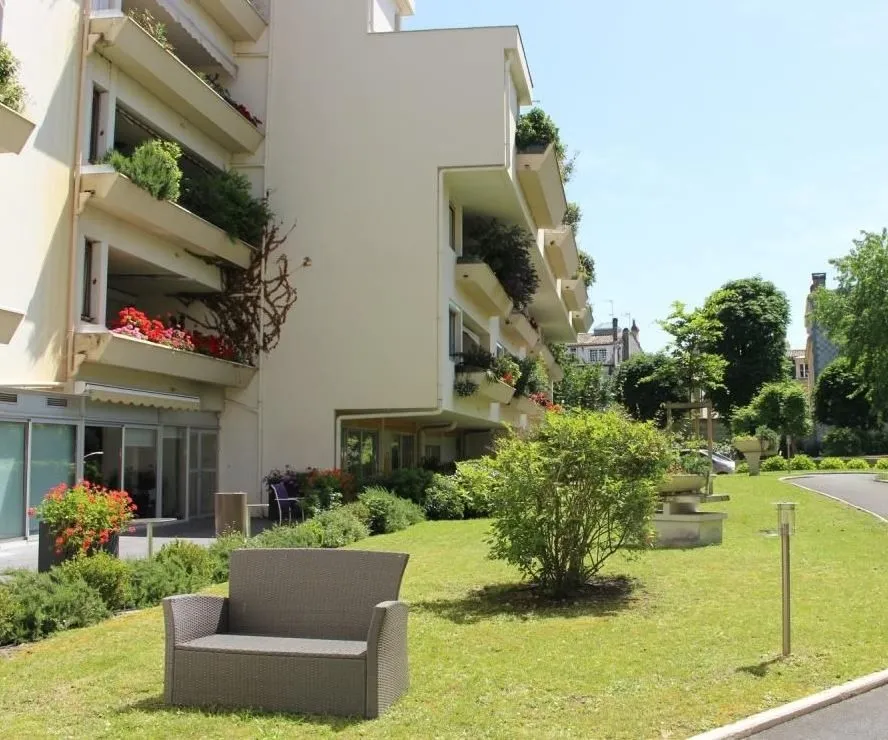 Location Bordeaux Appartement 69e1417d853c