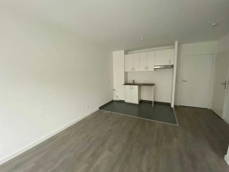 Location Asnières-sur-Seine Appartement 69e20801e322