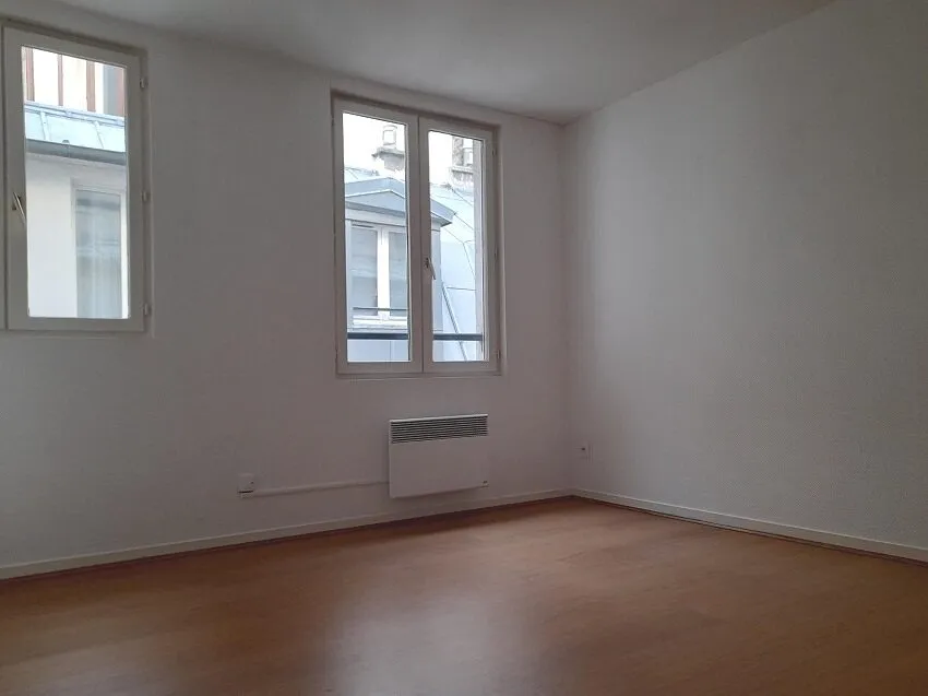 Location Paris Appartement 69e236f2b32d
