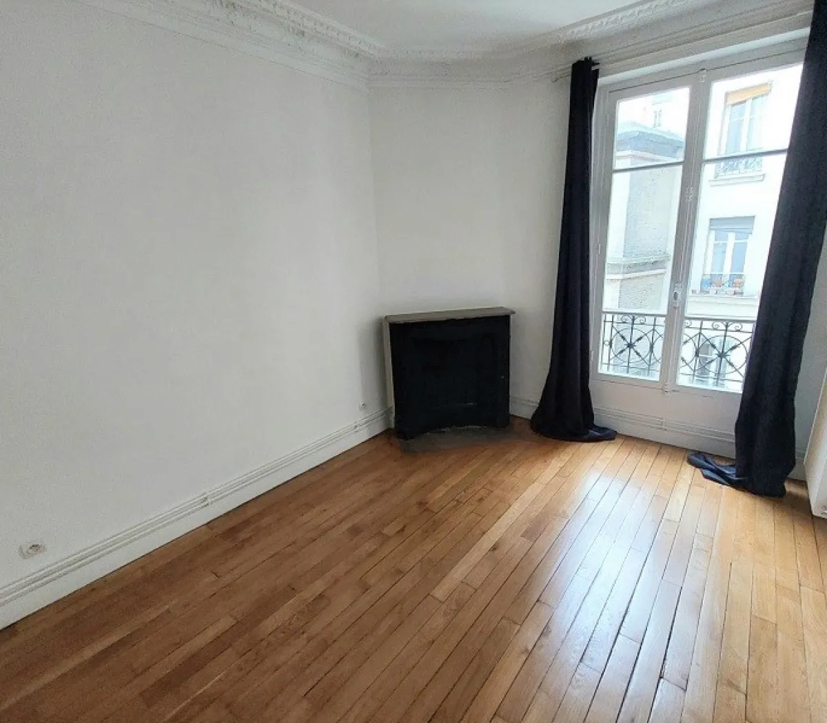 Location Paris Appartement 69e2d4458e7f