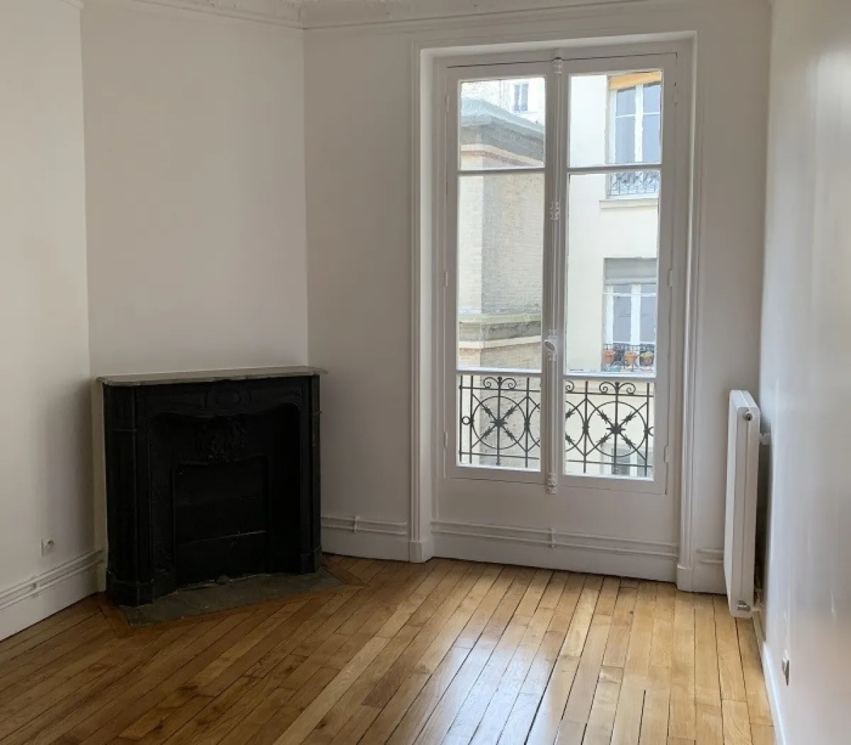 Location Paris Appartement 69e2d4458e7f