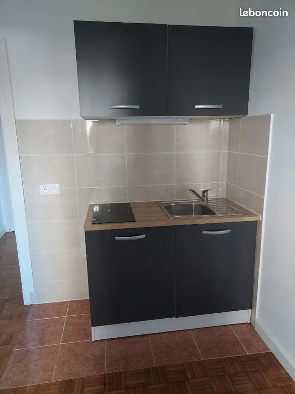 Location Montreuil Appartement 69e4f0130e28