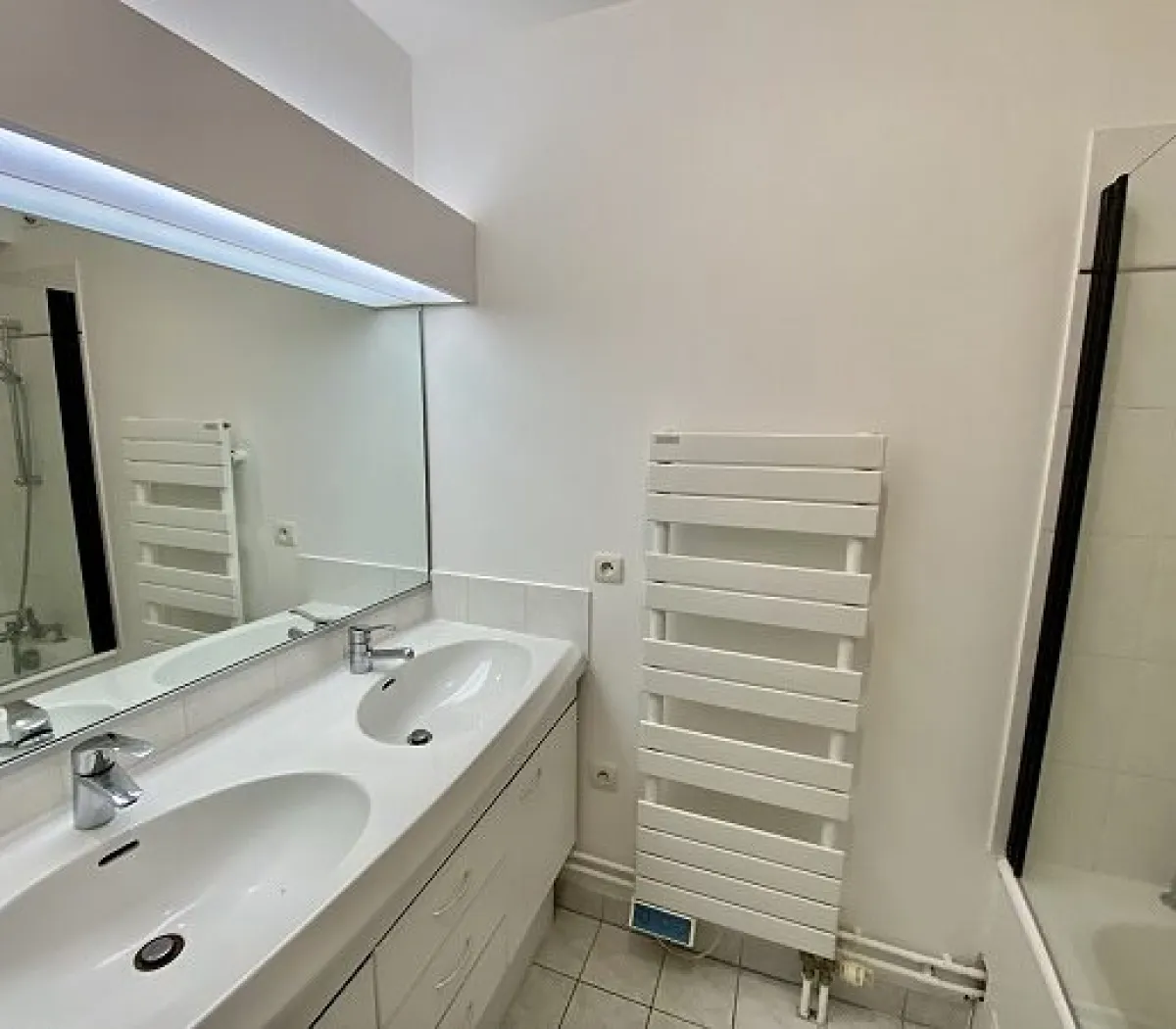 Location Paris Appartement 69e4f565dc19