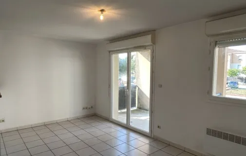 Location Carcassonne Appartement 69e4fb735657