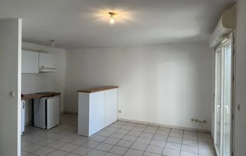 Location Carcassonne Appartement 69e4fb735657