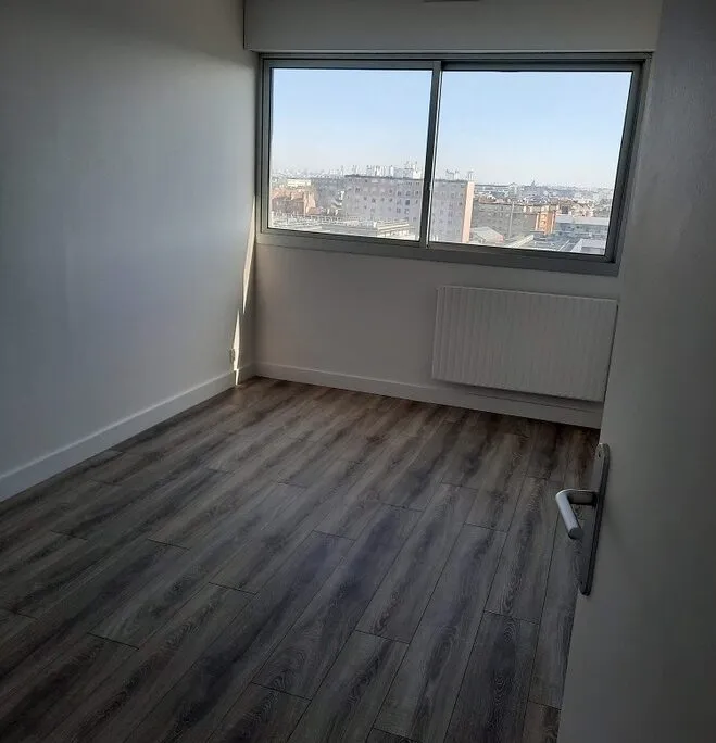 Location Ivry-sur-Seine Appartement 69e5078f3091