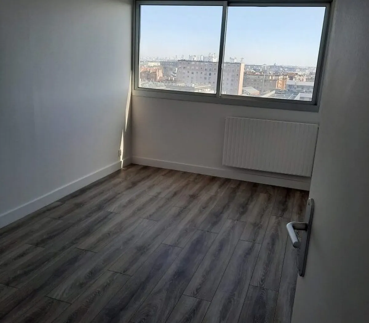 Location Ivry-sur-Seine Appartement 69e5078f3091