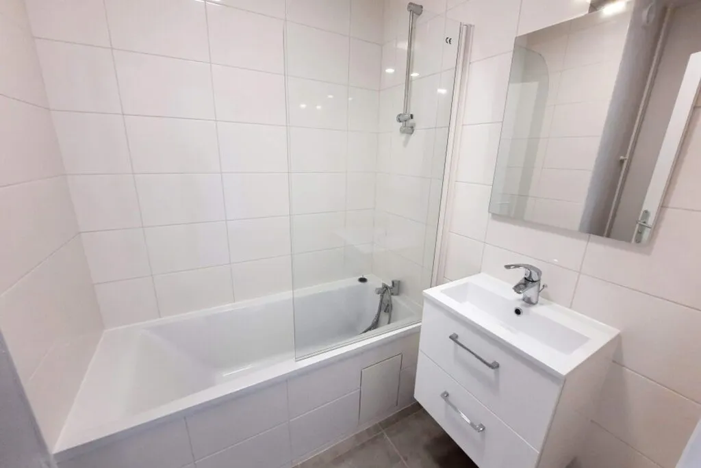 Location Ivry-sur-Seine Appartement 69e5078f3091