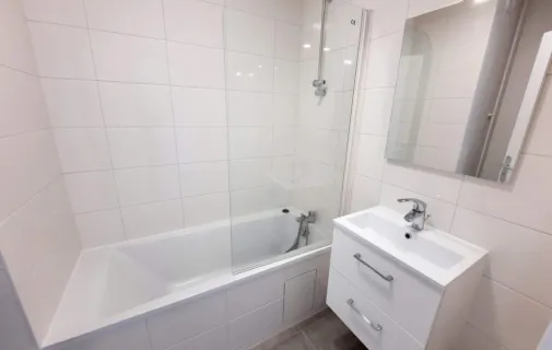 Location Ivry-sur-Seine Appartement 69e5078f3091