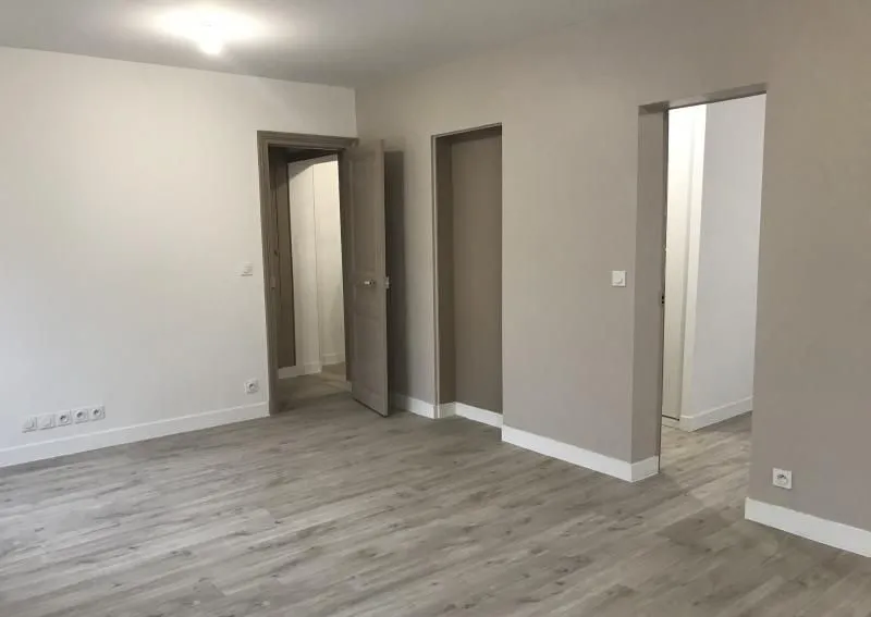 Location Levallois-Perret Appartement 69e5186934eb