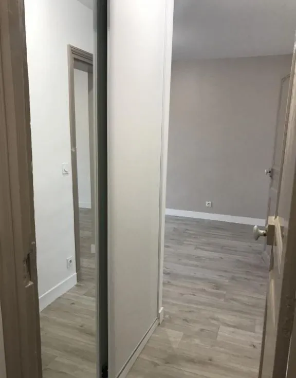 Location Levallois-Perret Appartement 69e5186934eb