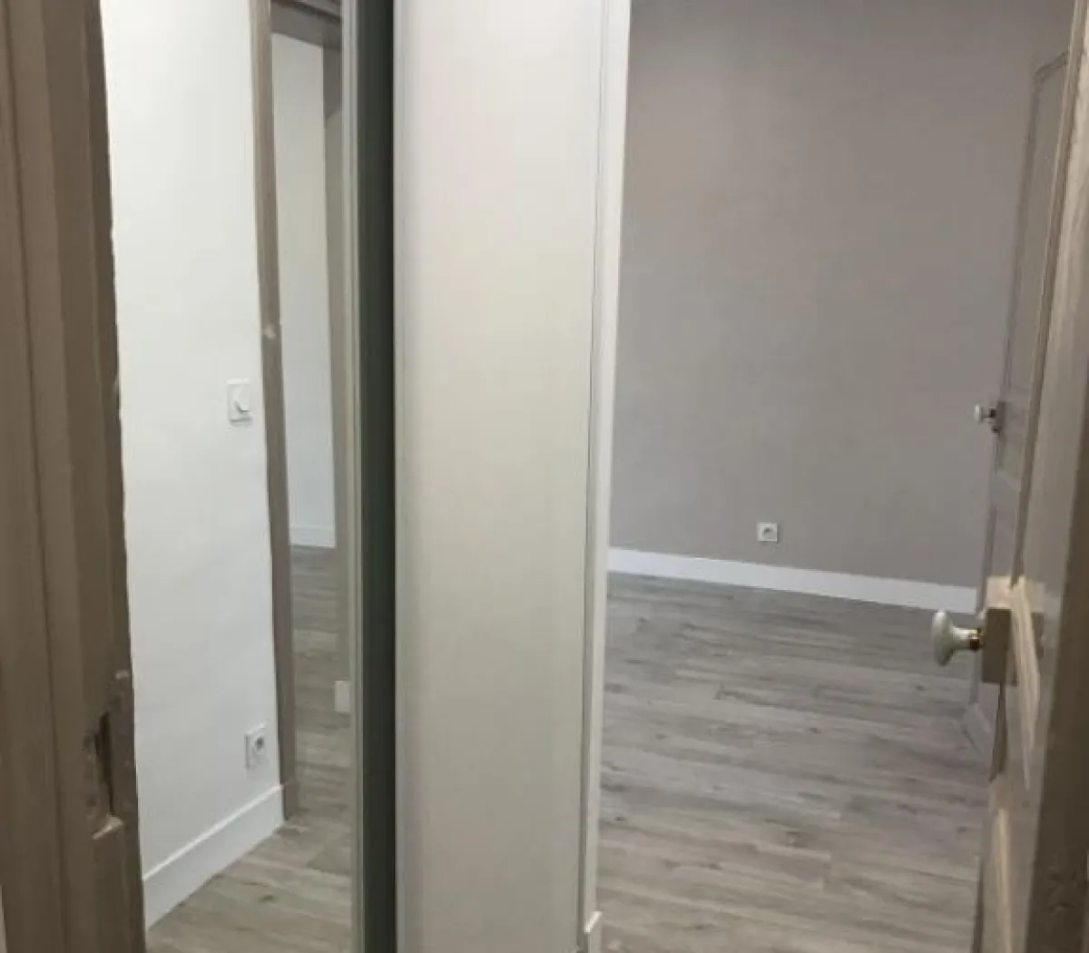 Location Levallois-Perret Appartement 69e5186934eb