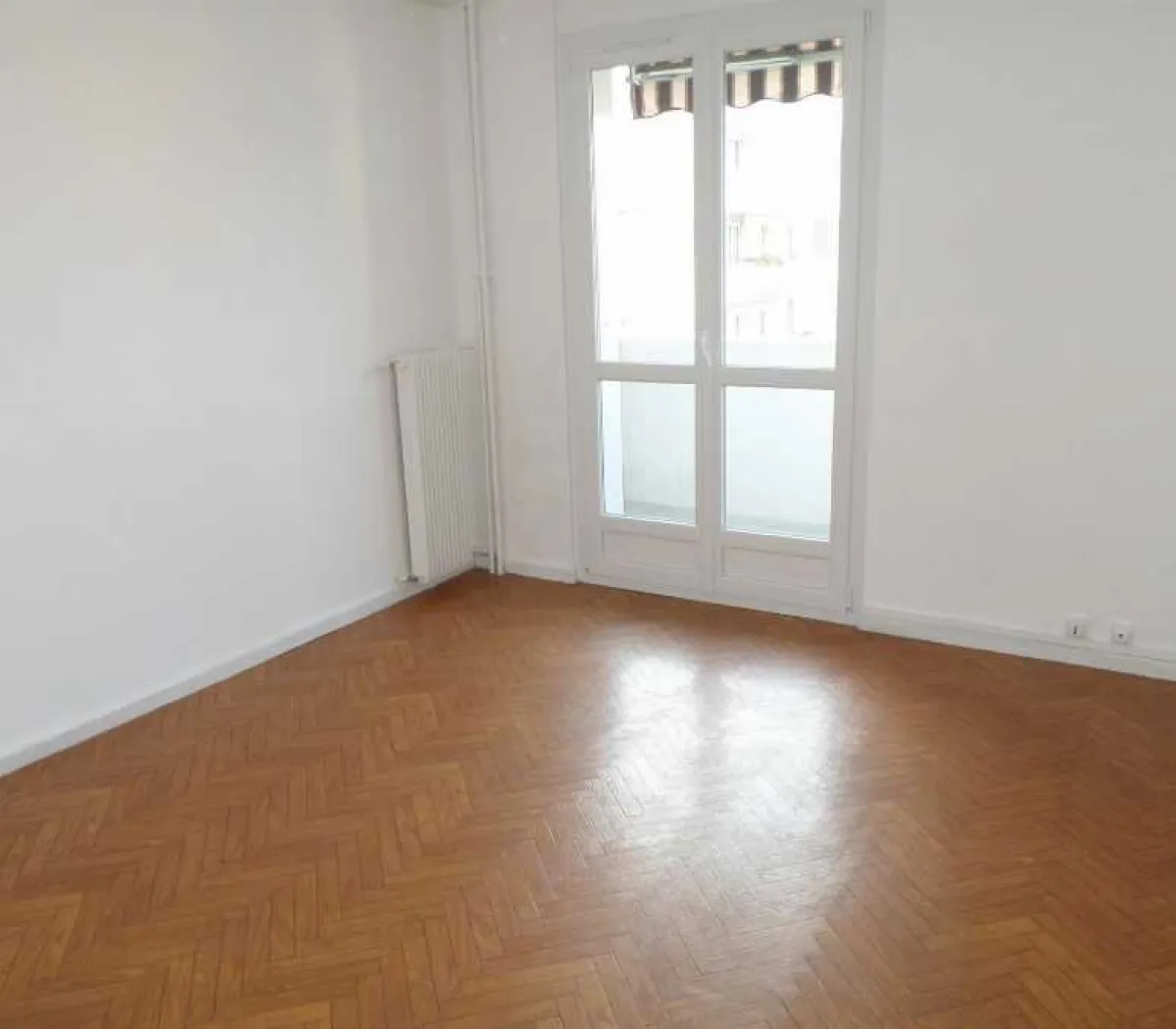 Location Villeurbanne Appartement 69e51efa04de