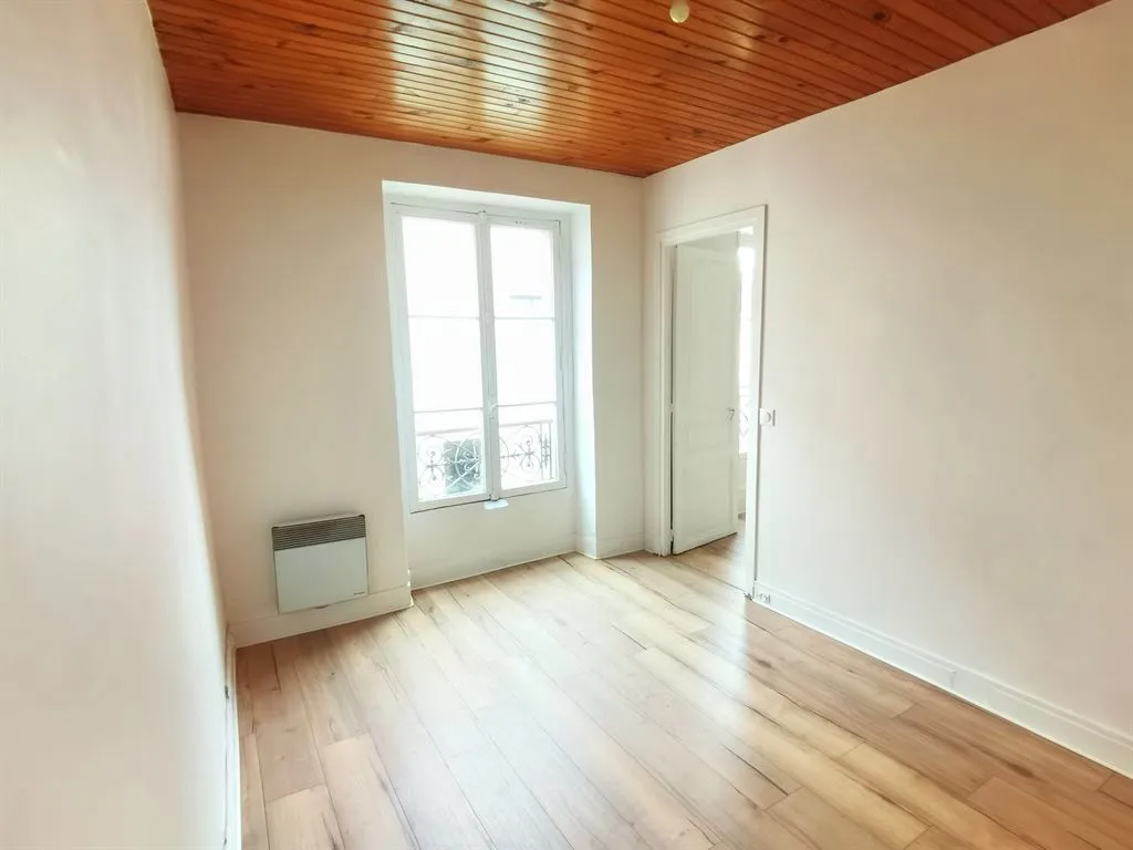 Location Le Pré-Saint-Gervais Appartement 69e521f0345c