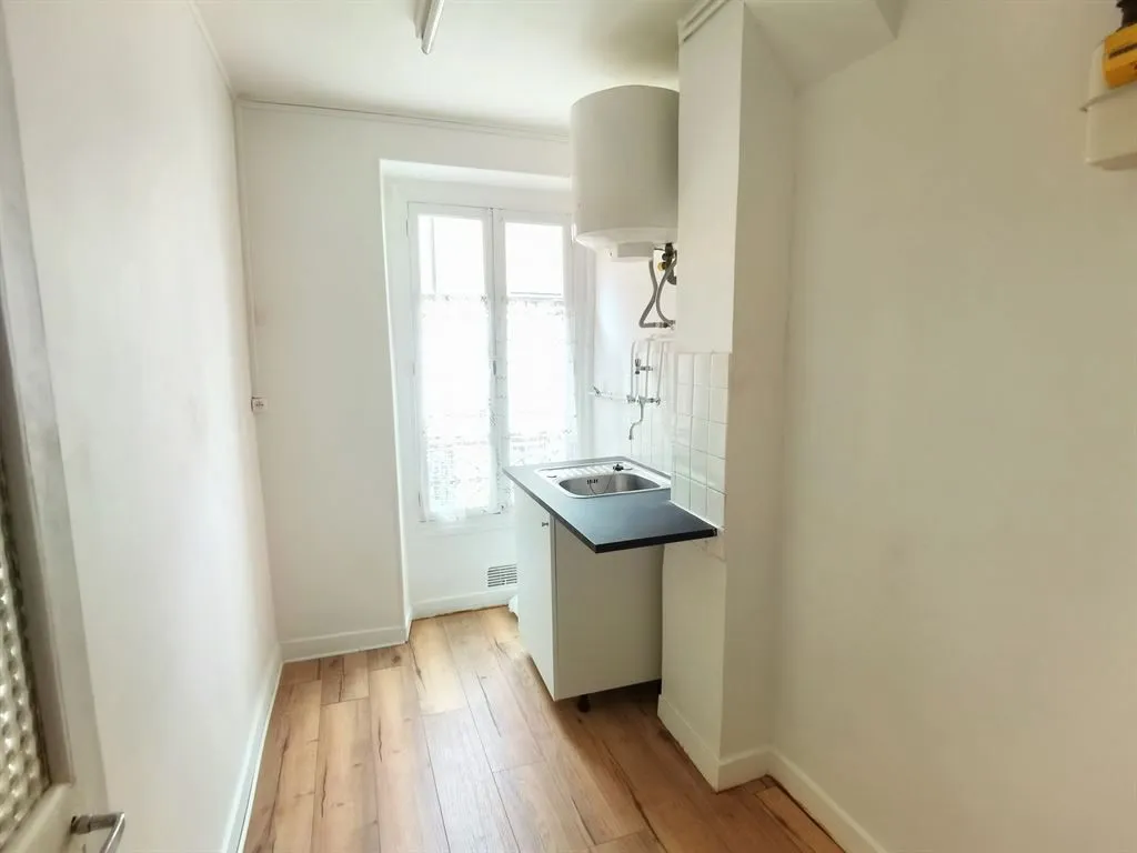 Location Le Pré-Saint-Gervais Appartement 69e521f0345c
