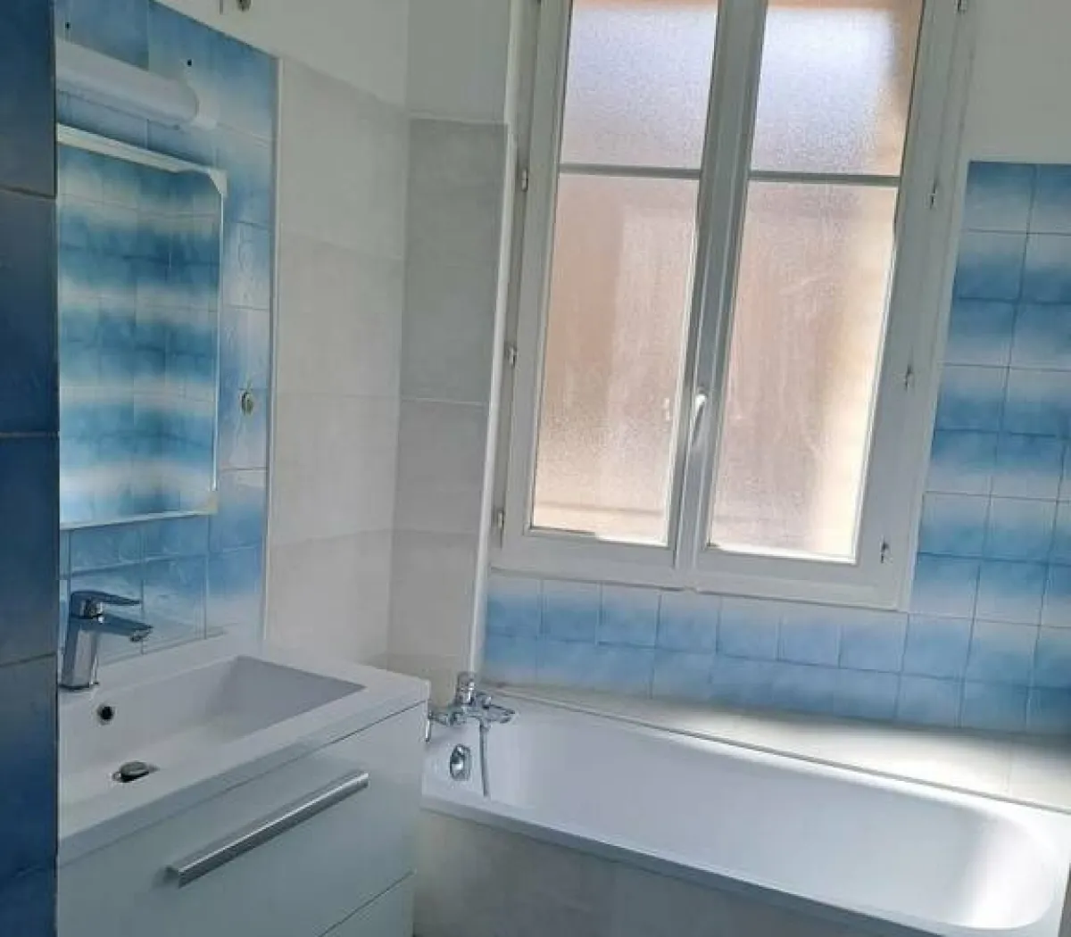 Location Paris Appartement 69e5eb82010e