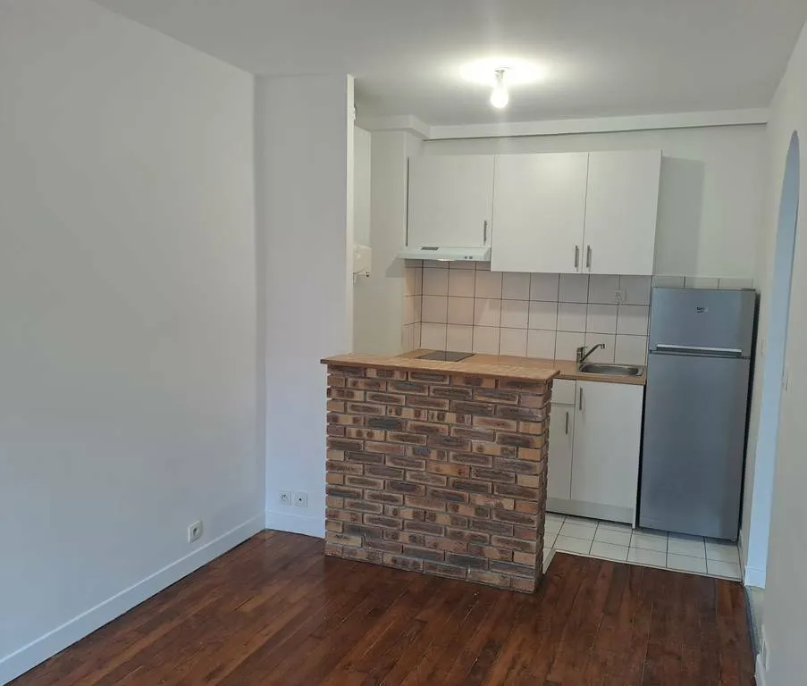 Location Paris Appartement 69e5eb82010e