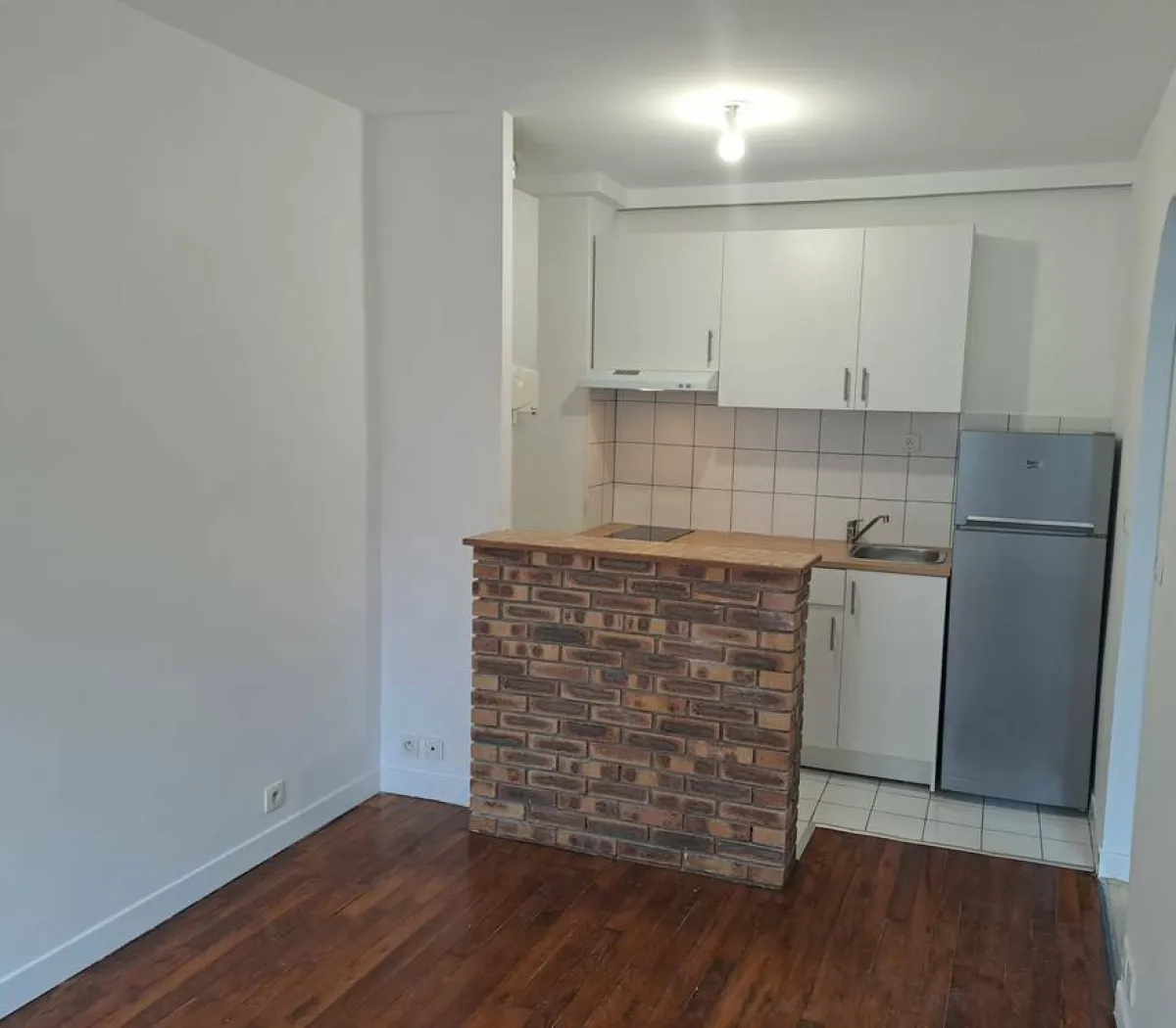 Location Paris Appartement 69e5eb82010e