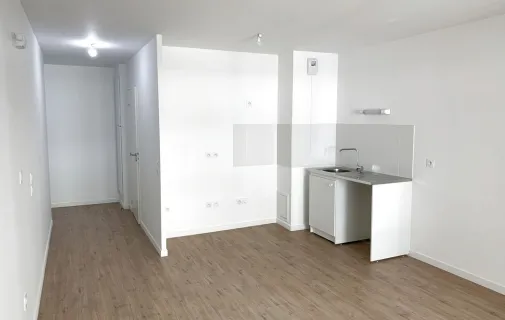 Location Bagnolet Appartement 69e61b738f56