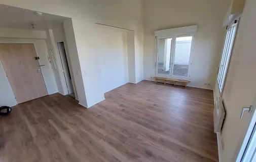 Location Nanterre Appartement 69e61c557080