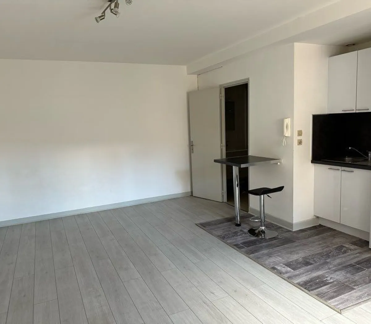 Location Poitiers Appartement 69e64302500c