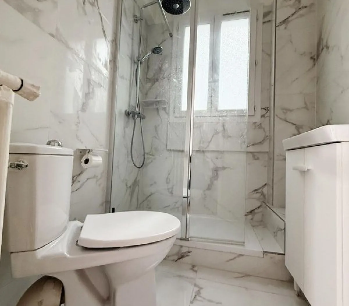 Location Levallois-Perret Appartement 69e643097bb0