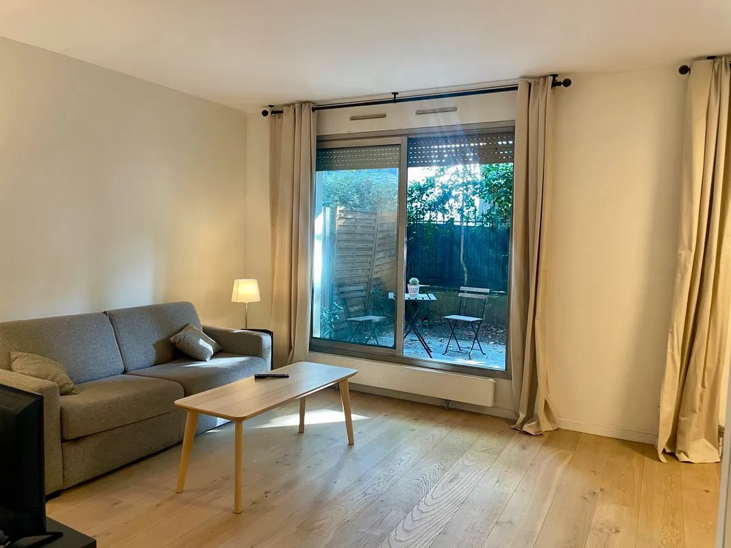 Location Neuilly-sur-Seine Appartement 69e64313c7c2