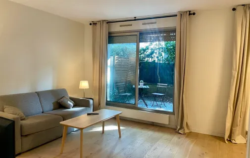 Location Neuilly-sur-Seine Appartement 69e64313c7c2