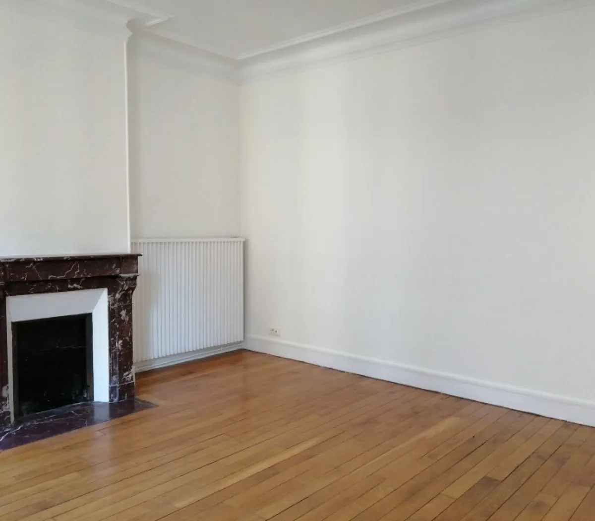 Location Paris Appartement 69e656491e68