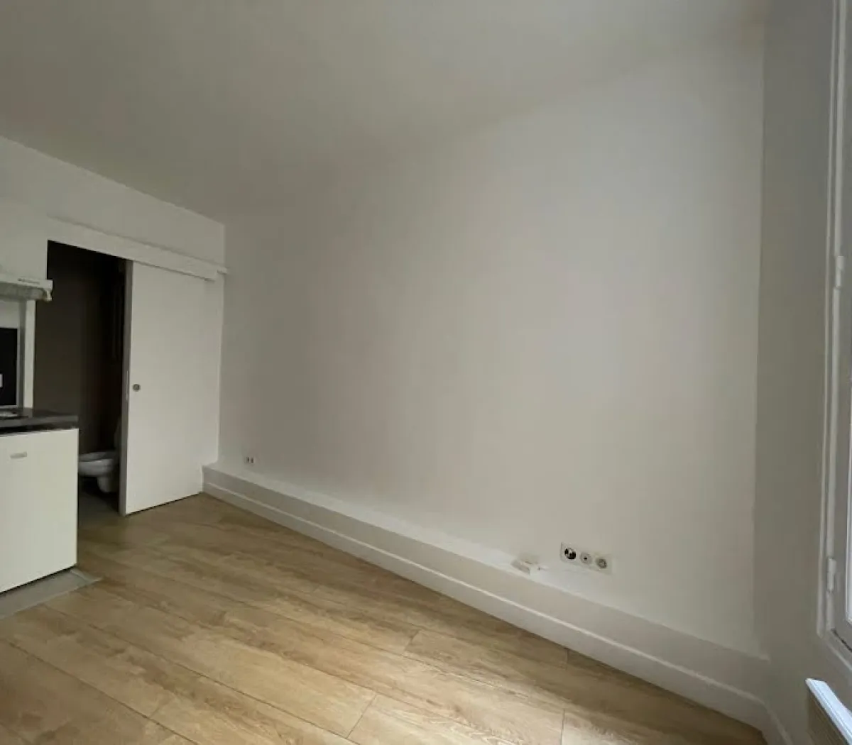 Location Paris Appartement 69e731100393