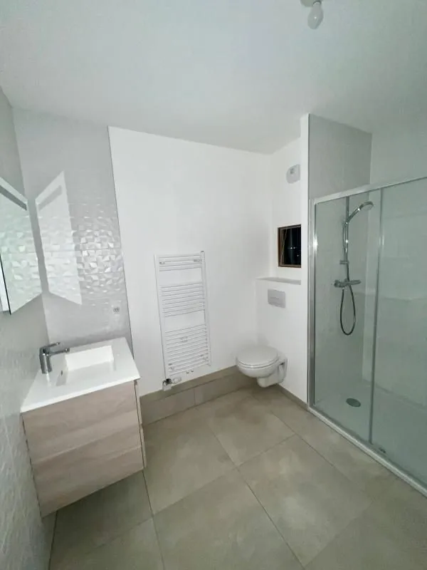 Location Levallois-Perret Appartement 69e73563b8c0