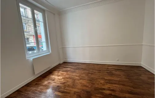 Location Paris Appartement 69e7379f6d56