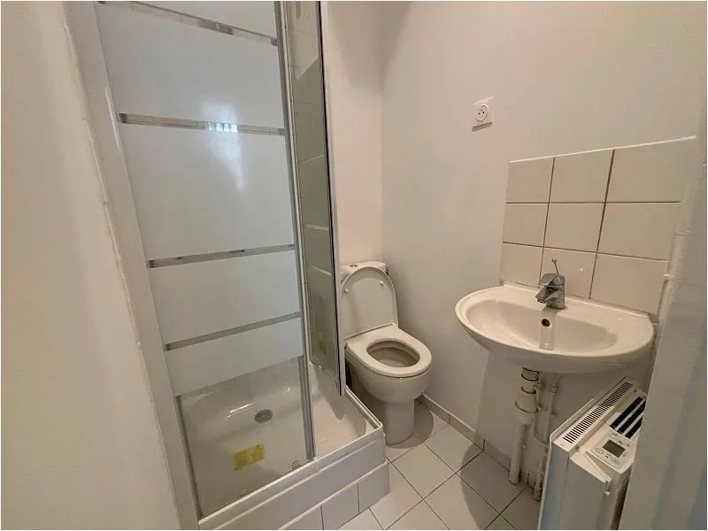 Location Paris Appartement 69e7379f6d56