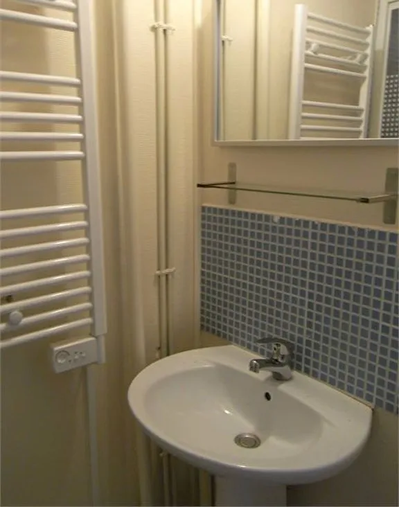 Location Paris Appartement 69e749e027cf