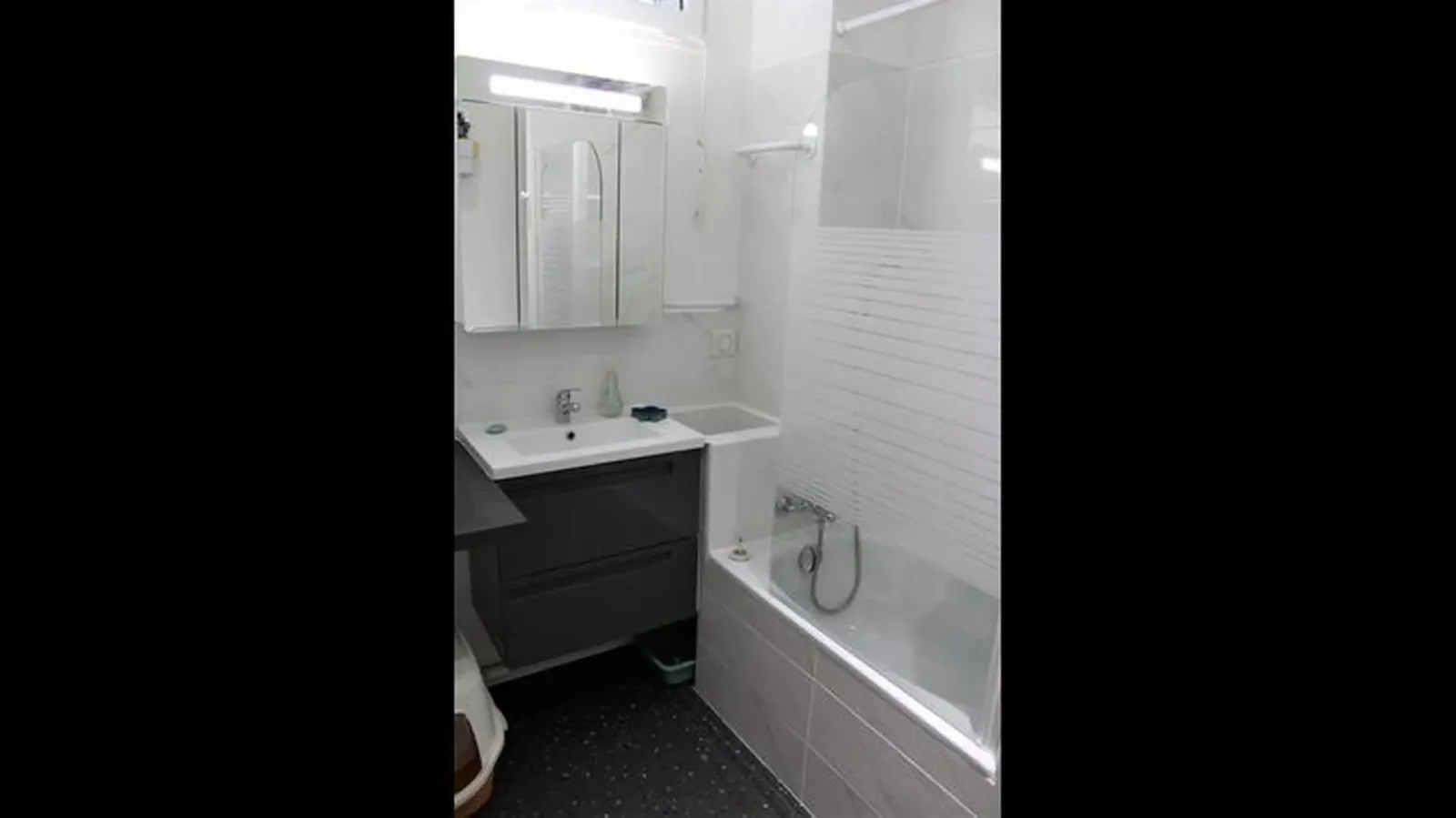 Location Paris Appartement 69e7519f9a50