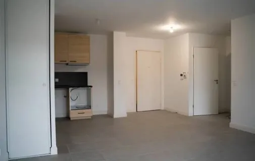 Location Bordeaux Appartement 69e7d0b4338e