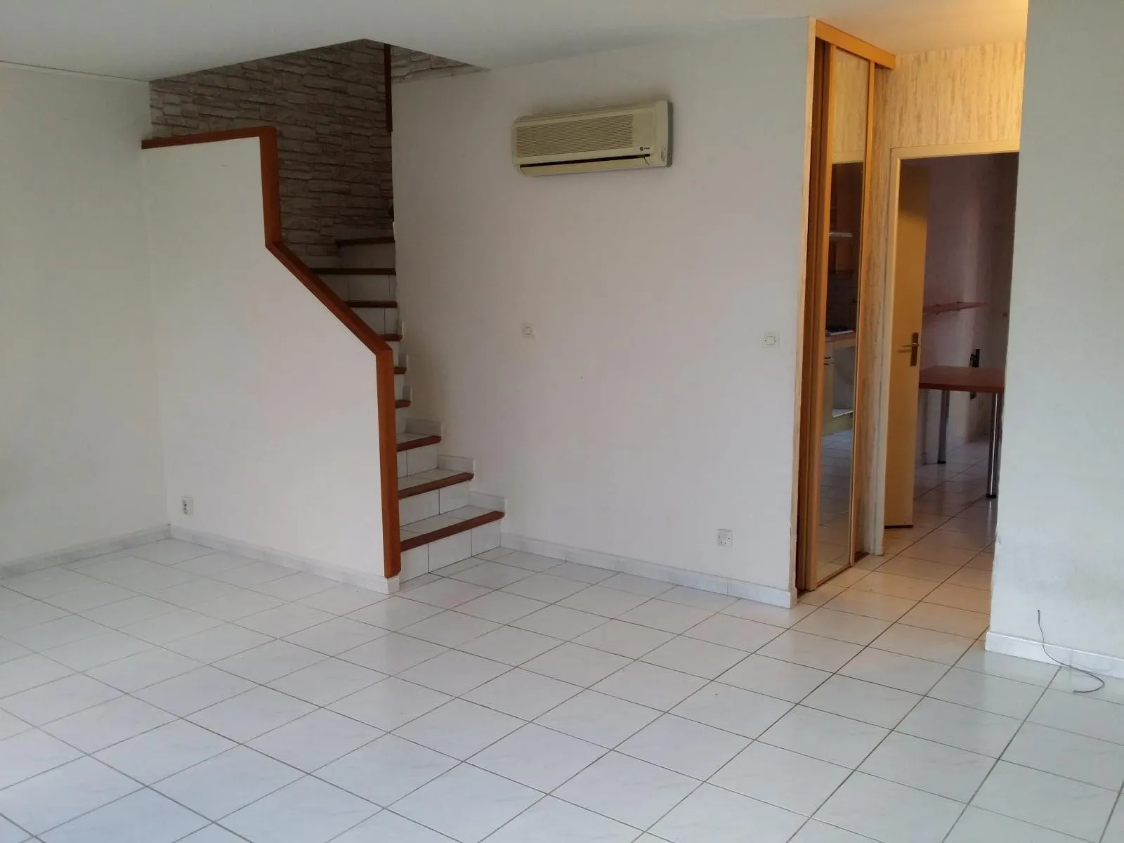 Location Mauguio Maison 69e86b65b228