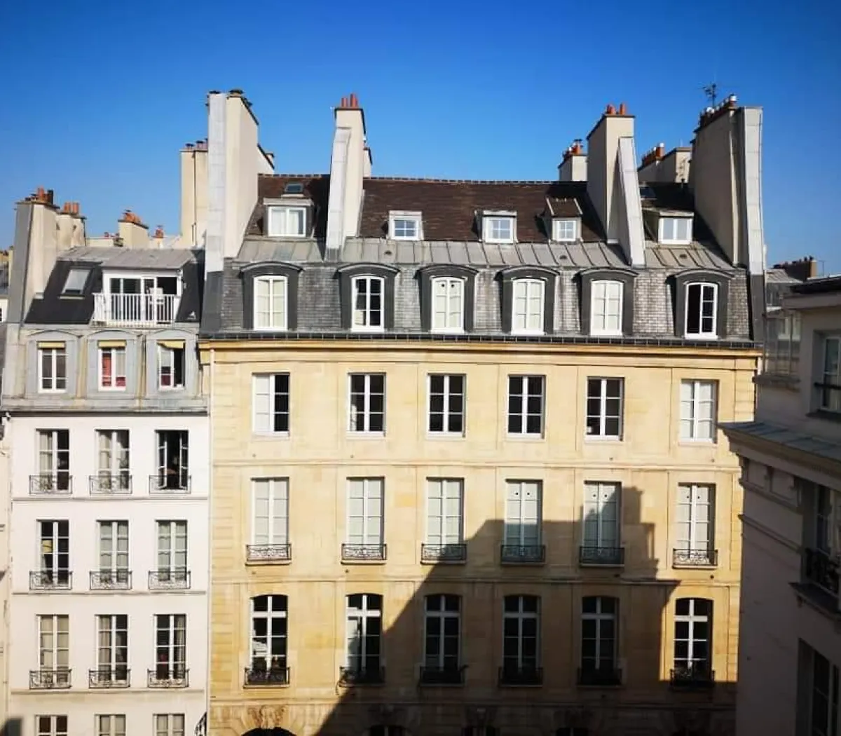 Location Paris Appartement 69e8c9b3903c