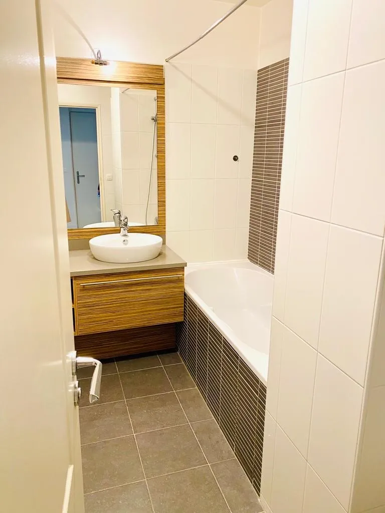 Location Vanves Appartement 69e8f7595a43