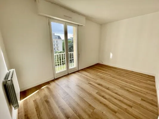 Location Versailles Appartement 69e9380be458